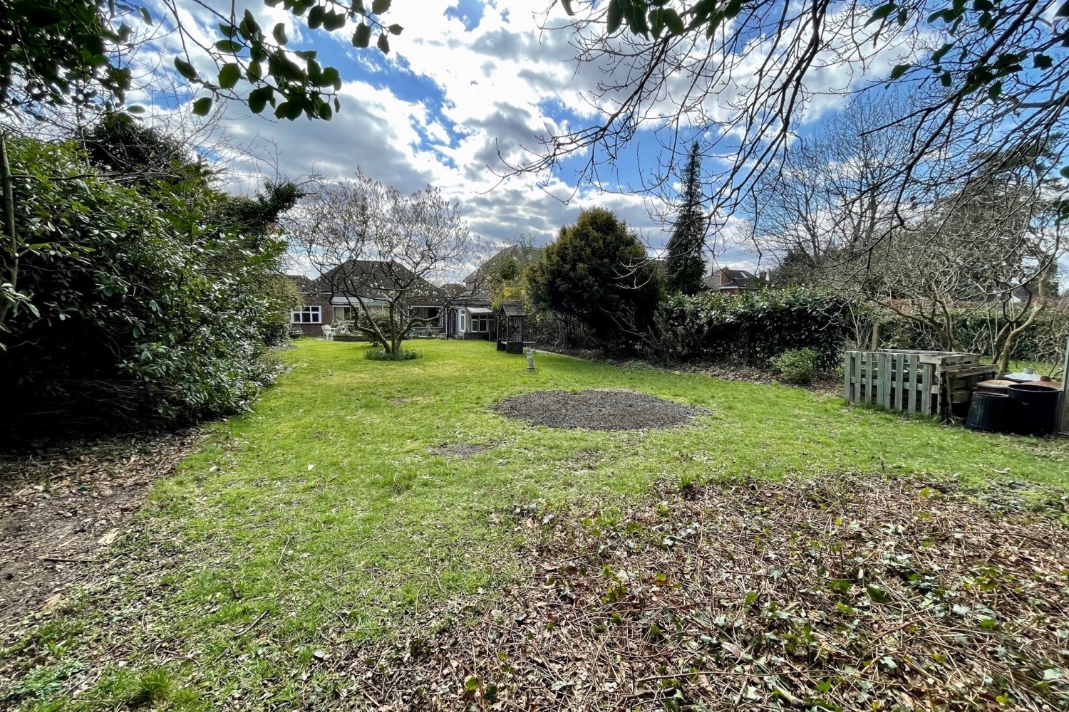 Kingswood Close, Englefield Green, Egham, Surrey, TW20 Nevin And Wells